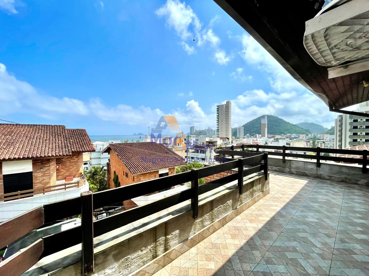 Casa em alvenaria GUARUJÁ - SP