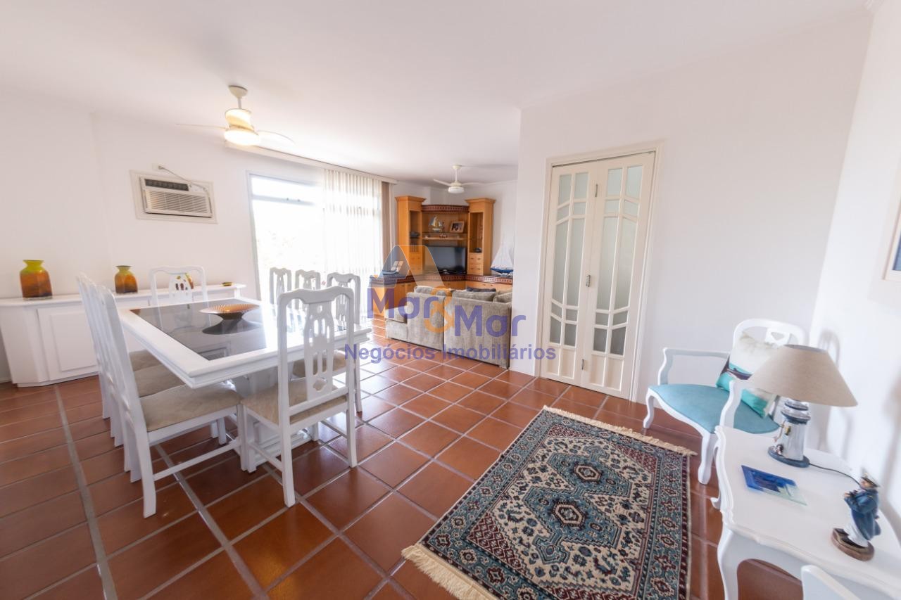 Apartamento na Praia da Enseada, Guarujá - SP