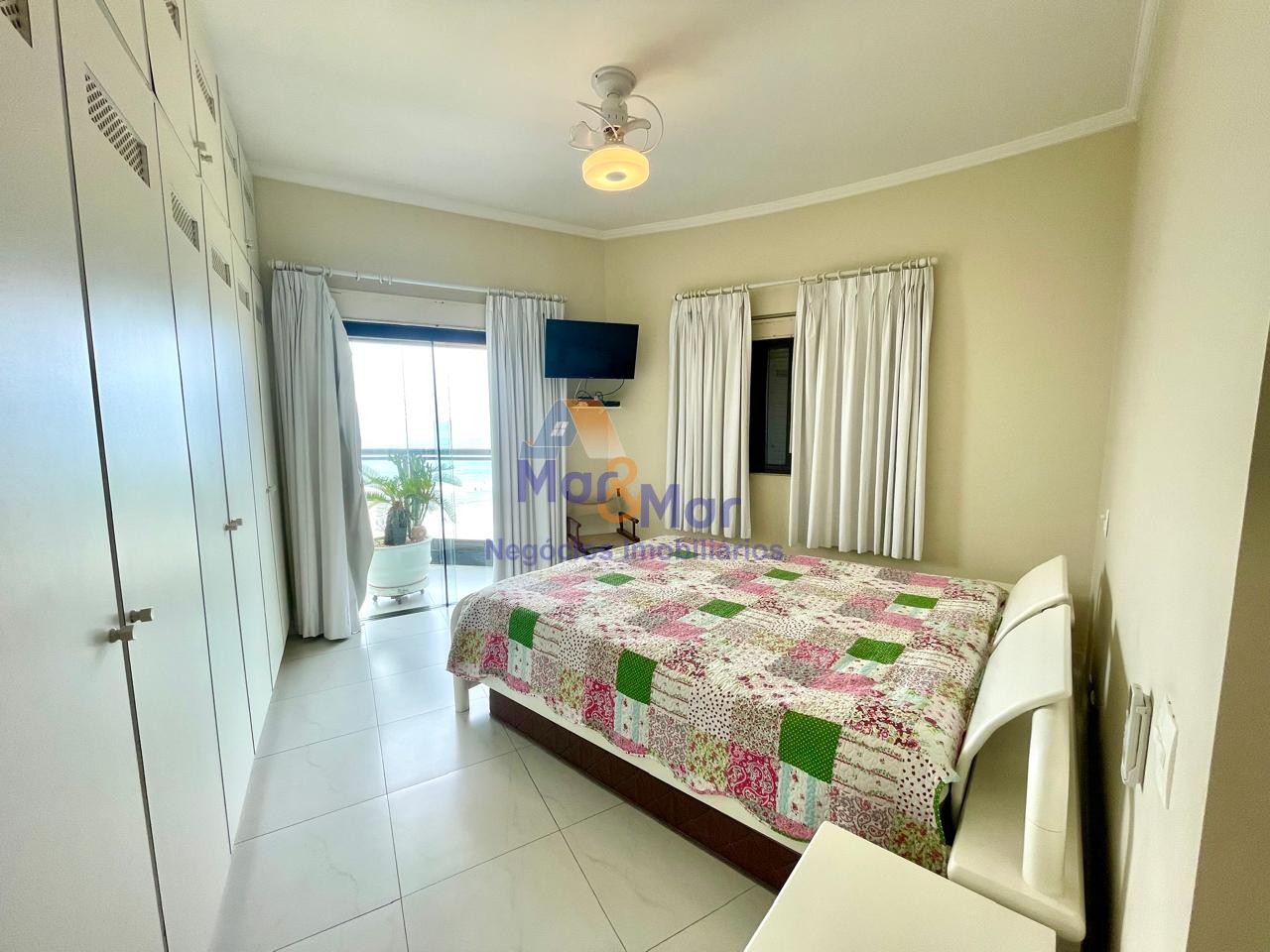 Apartamento GUARUJÁ - SP