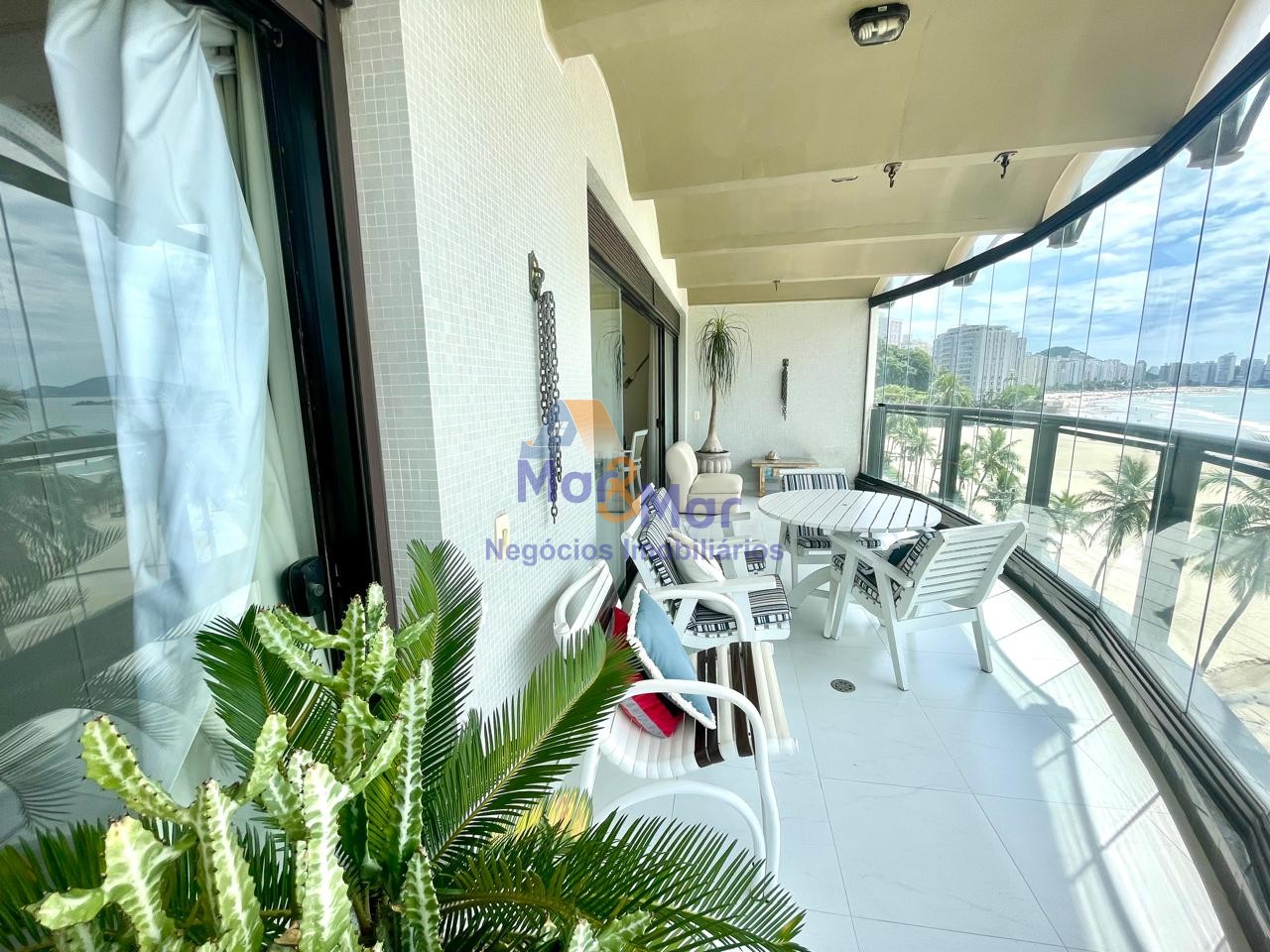 Apartamento GUARUJÁ - SP
