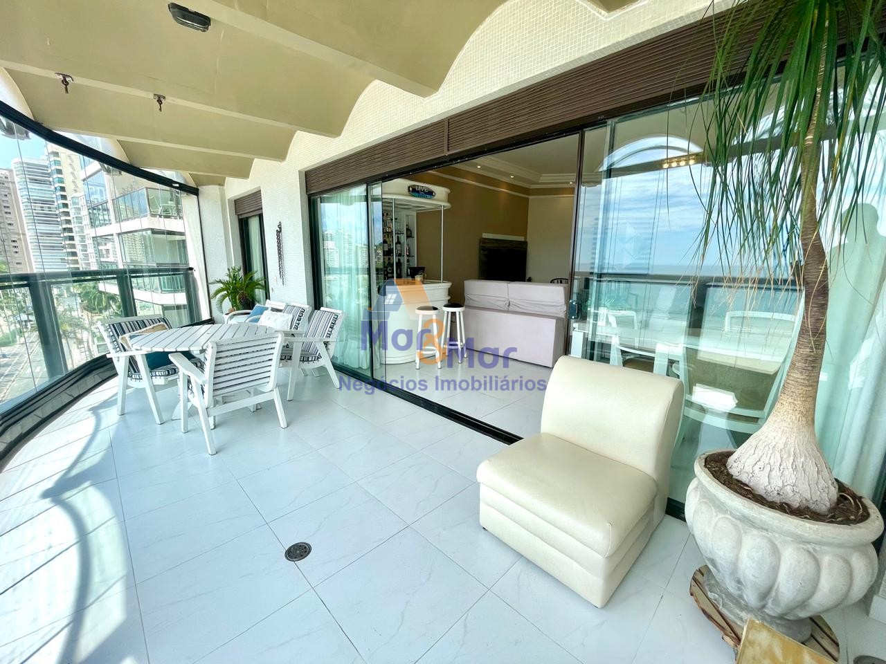 Apartamento GUARUJÁ - SP
