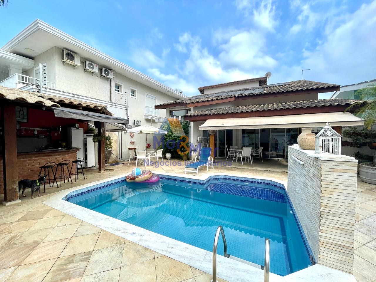 Casa em alvenaria GUARUJÁ - SP