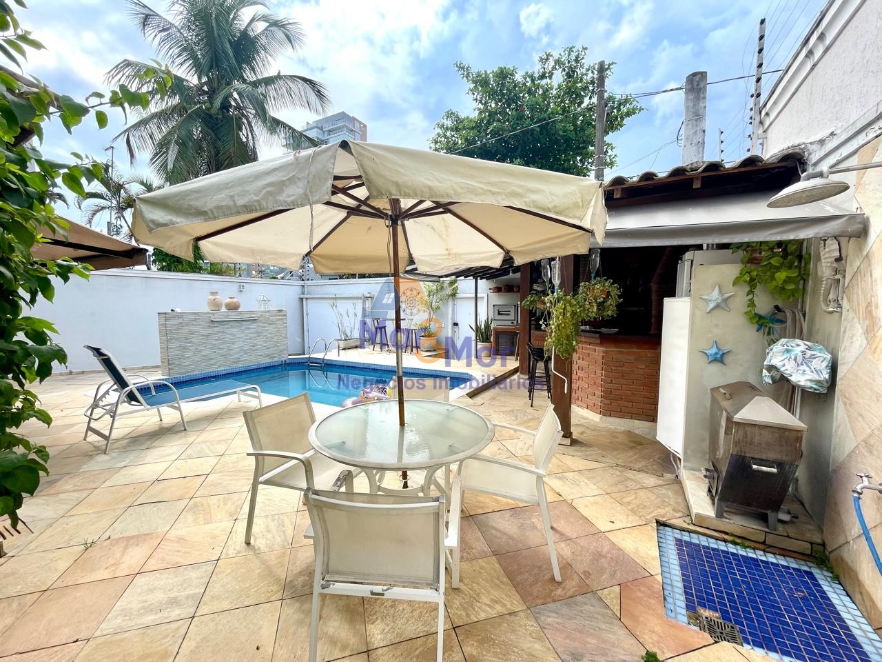 Casa em alvenaria GUARUJÁ - SP