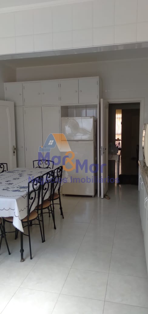 Apartamento Frente ao Mar nas Pitangueiras, Guarujá - SP