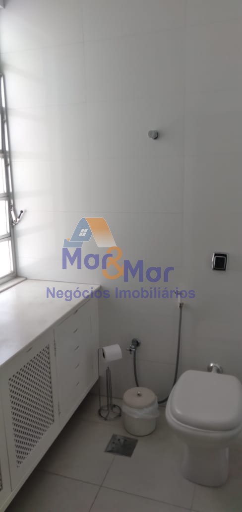 Apartamento Frente ao Mar nas Pitangueiras, Guarujá - SP