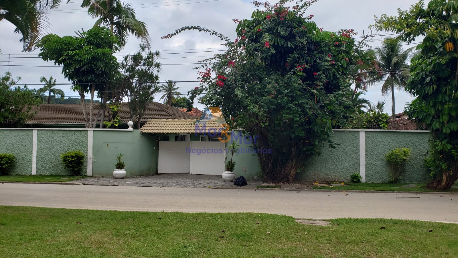 Casa em alvenaria GUARUJÁ - SP