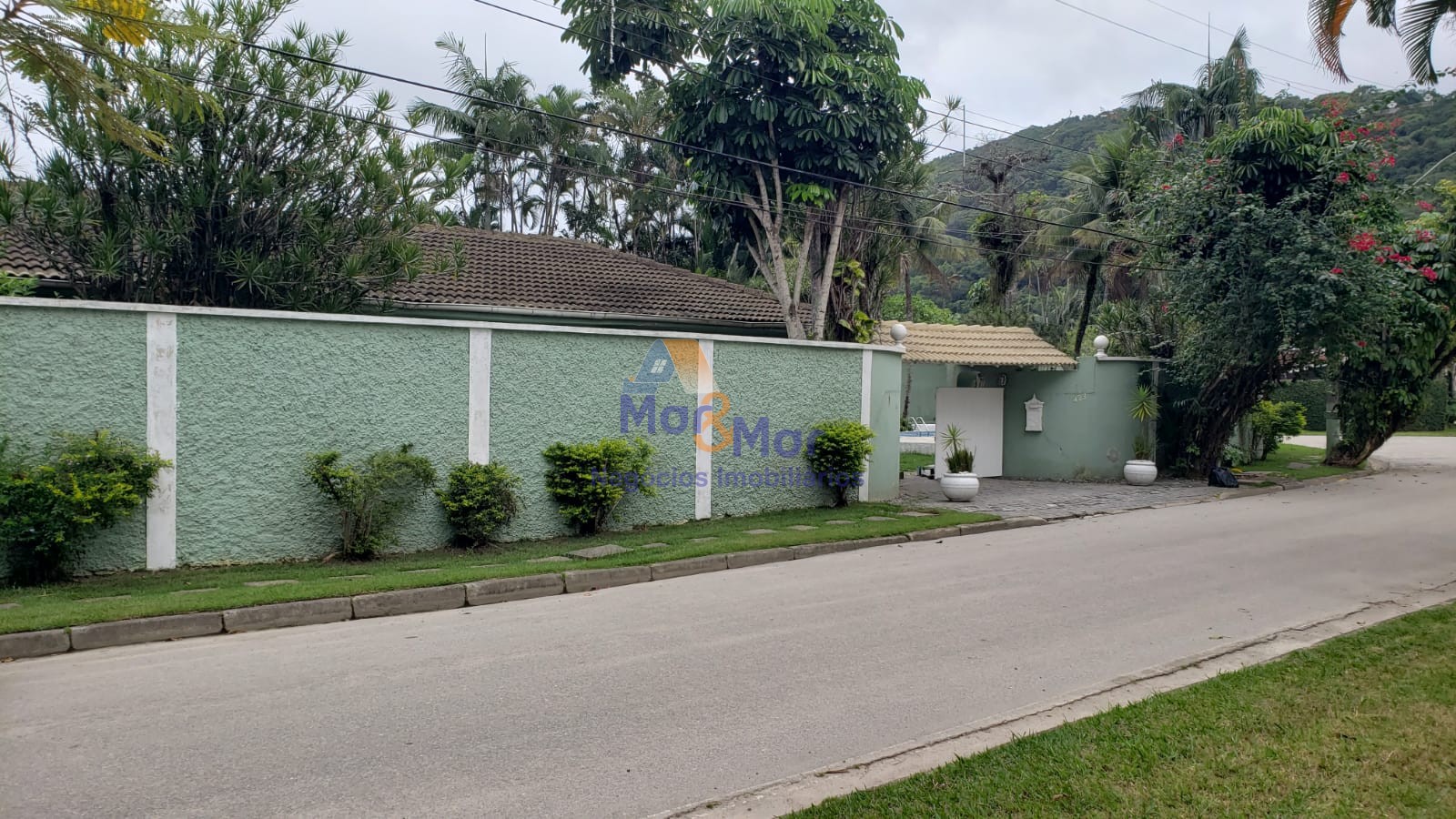 Casa em alvenaria GUARUJÁ - SP