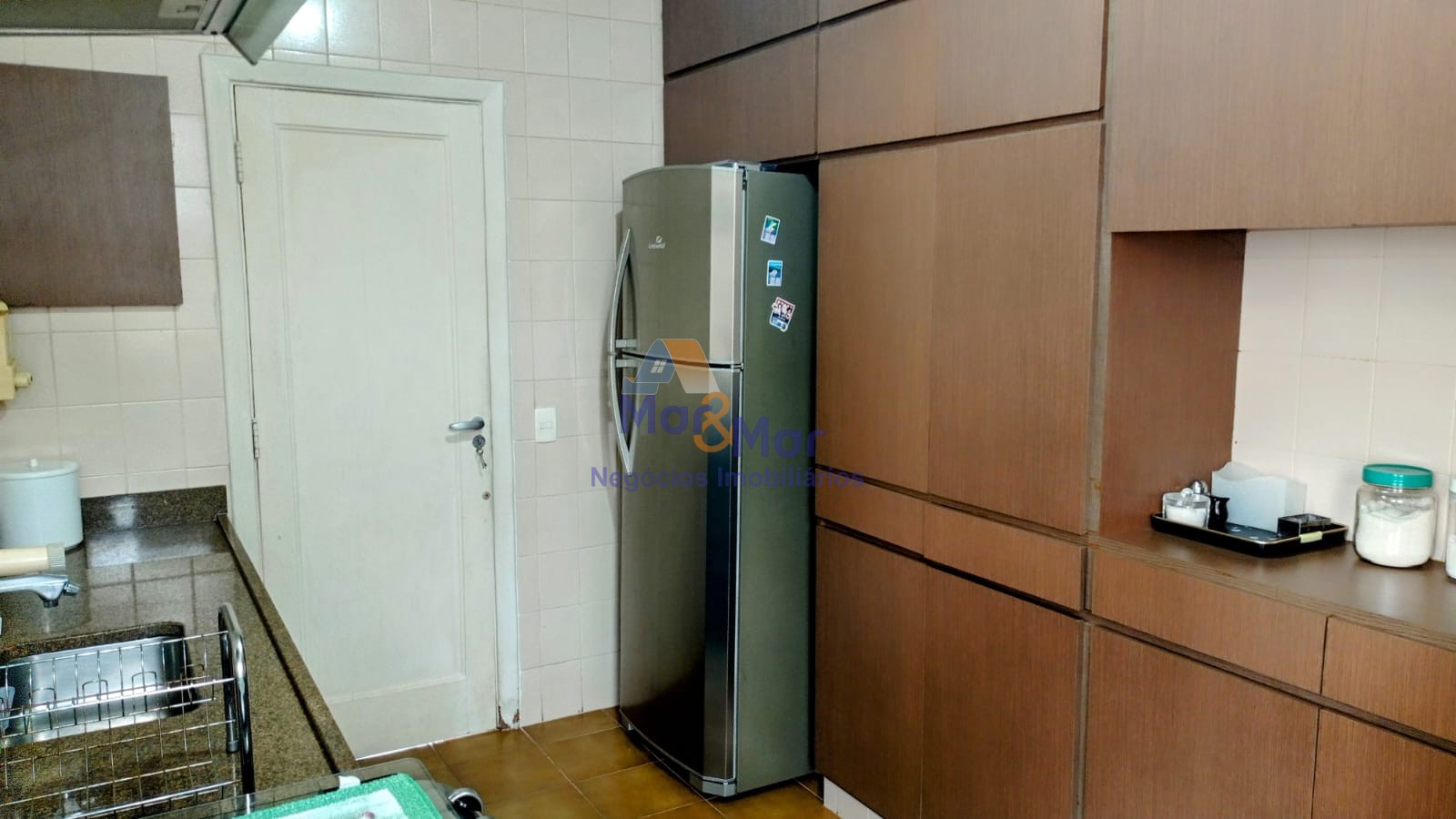 Apartamento à Venda e Locação em Pitangueiras !