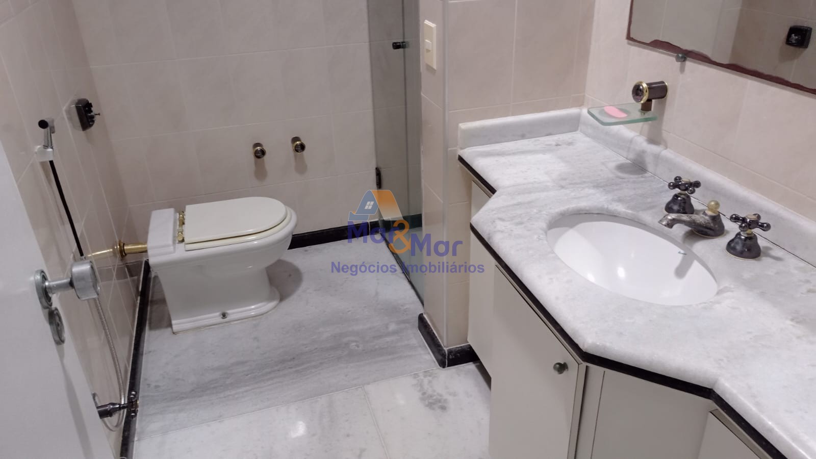 Apartamento GUARUJÁ - SP