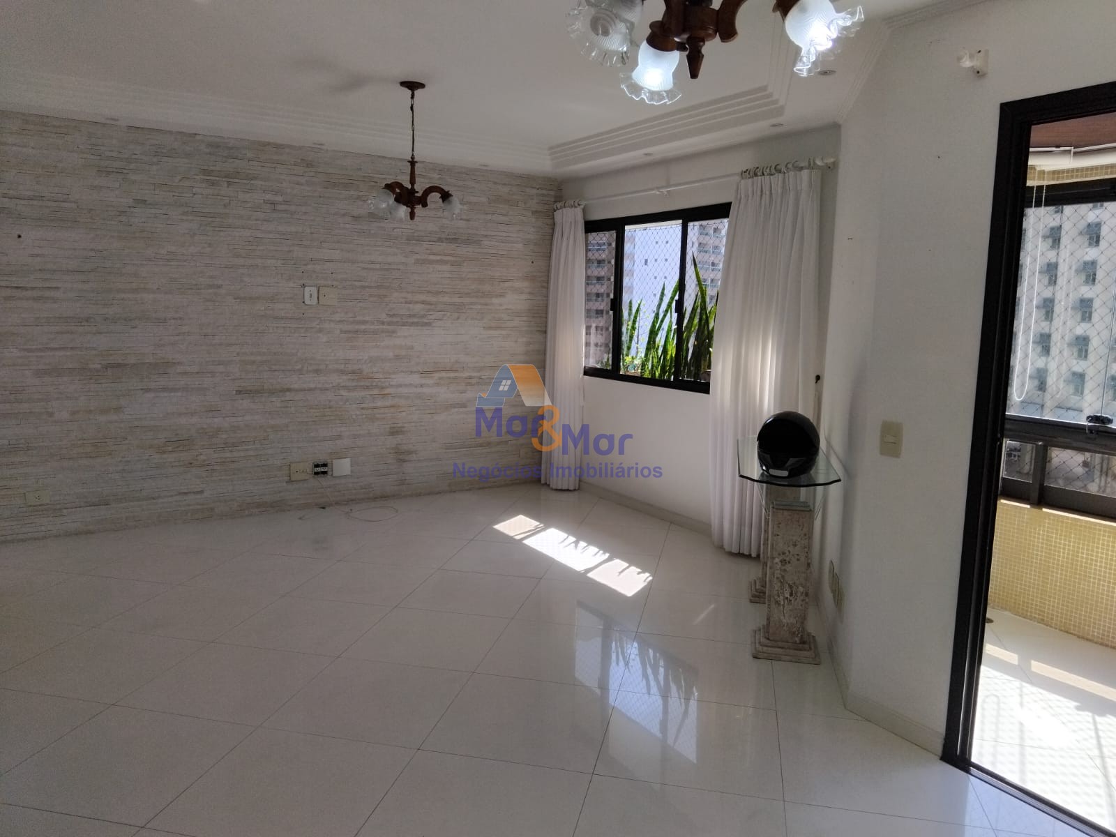 Apartamento GUARUJÁ - SP
