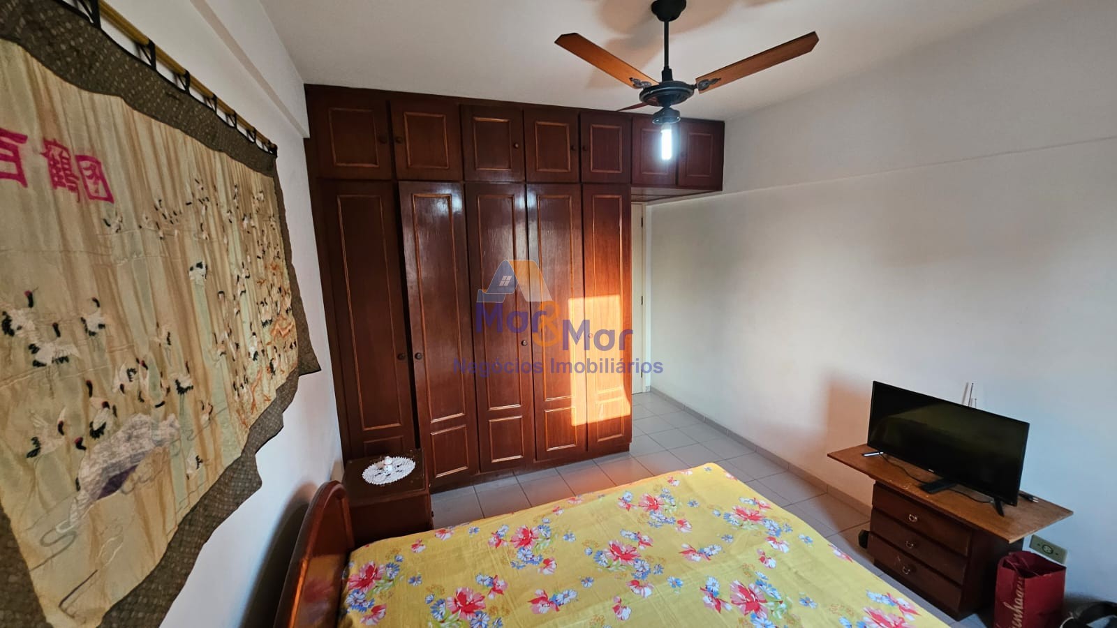 Apartamento na Praia das Astúrias, Guarujá - SP