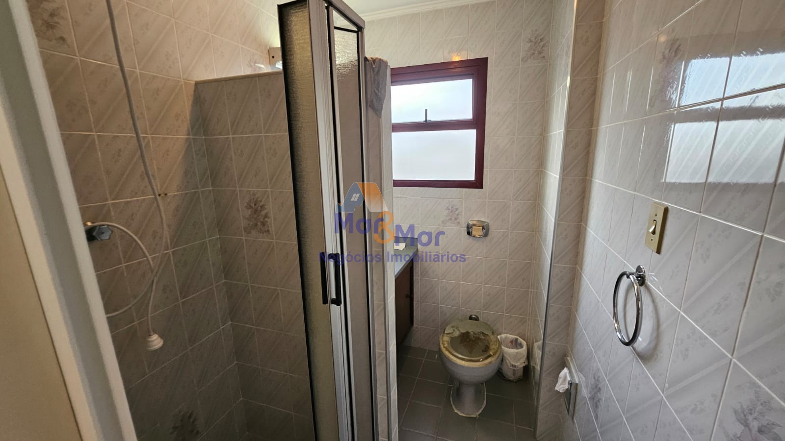 Apartamento na Praia das Astúrias, Guarujá - SP