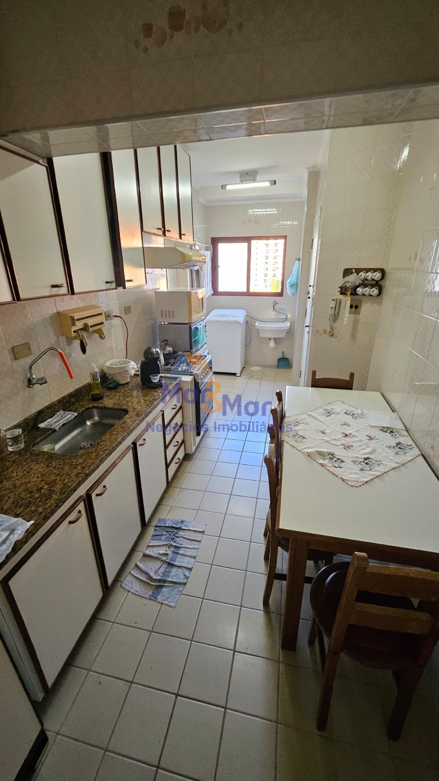Apartamento na Praia das Astúrias, Guarujá - SP
