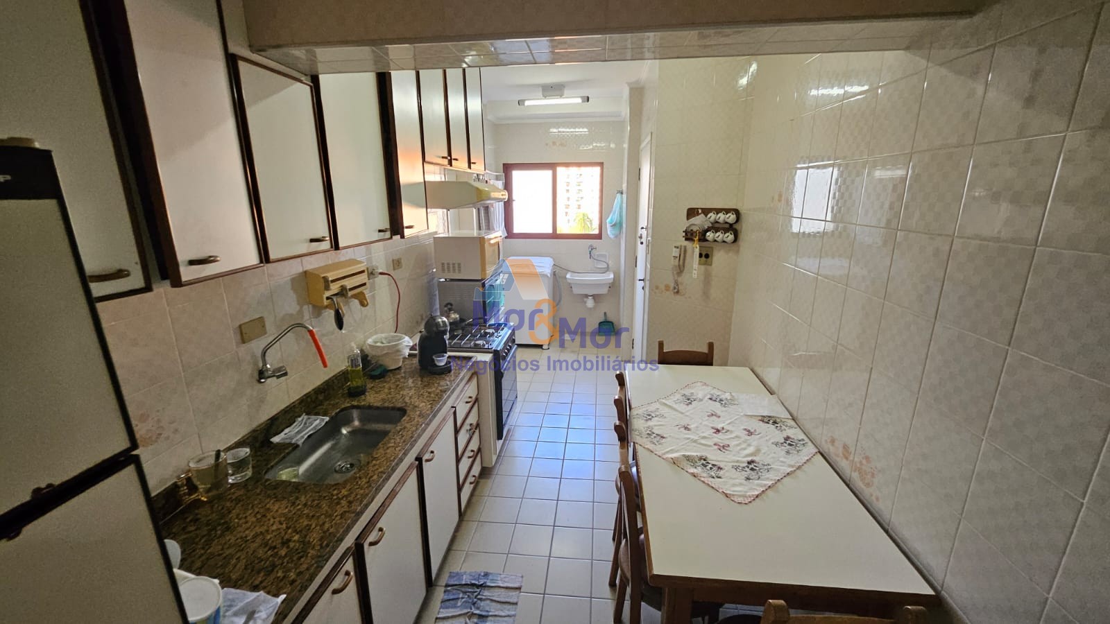 Apartamento na Praia das Astúrias, Guarujá - SP