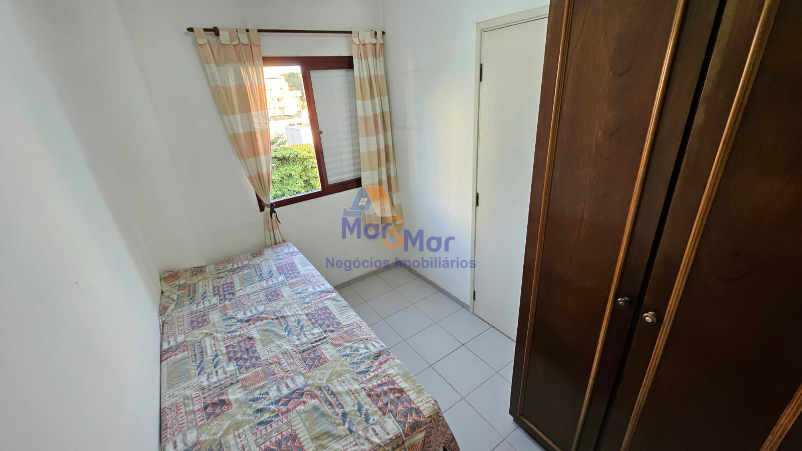 Apartamento na Praia das Astúrias, Guarujá - SP