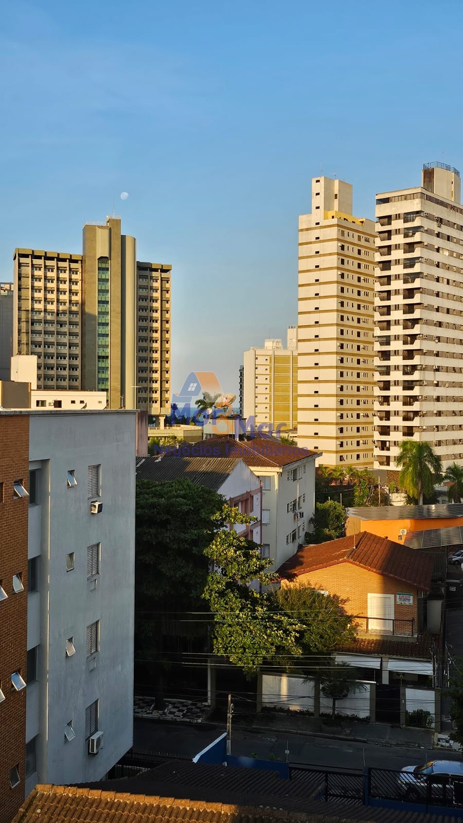 Apartamento na Praia das Astúrias, Guarujá - SP