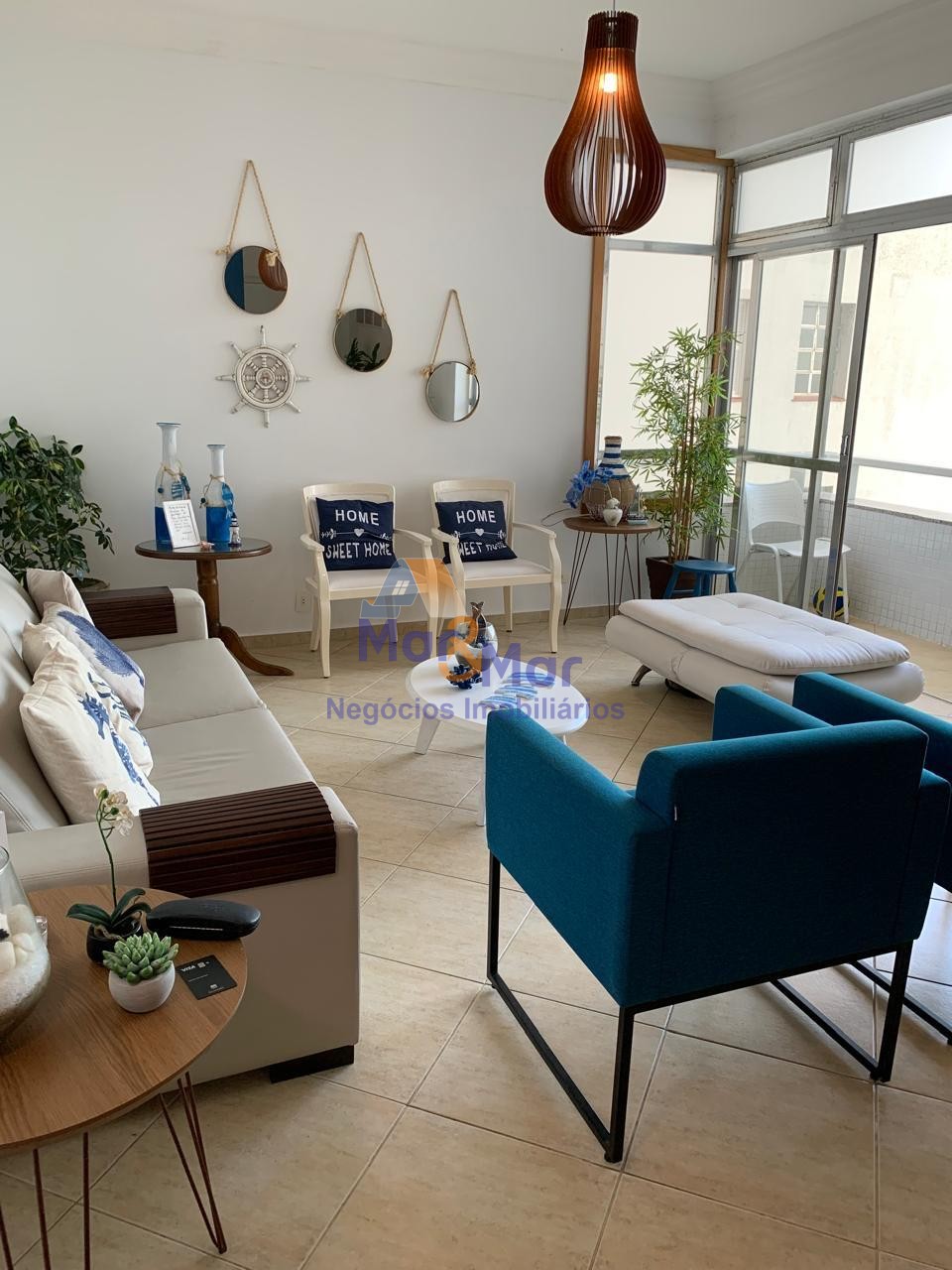 Apartamento Frente ao Mar nas Pitangueiras, Guarujá - SP