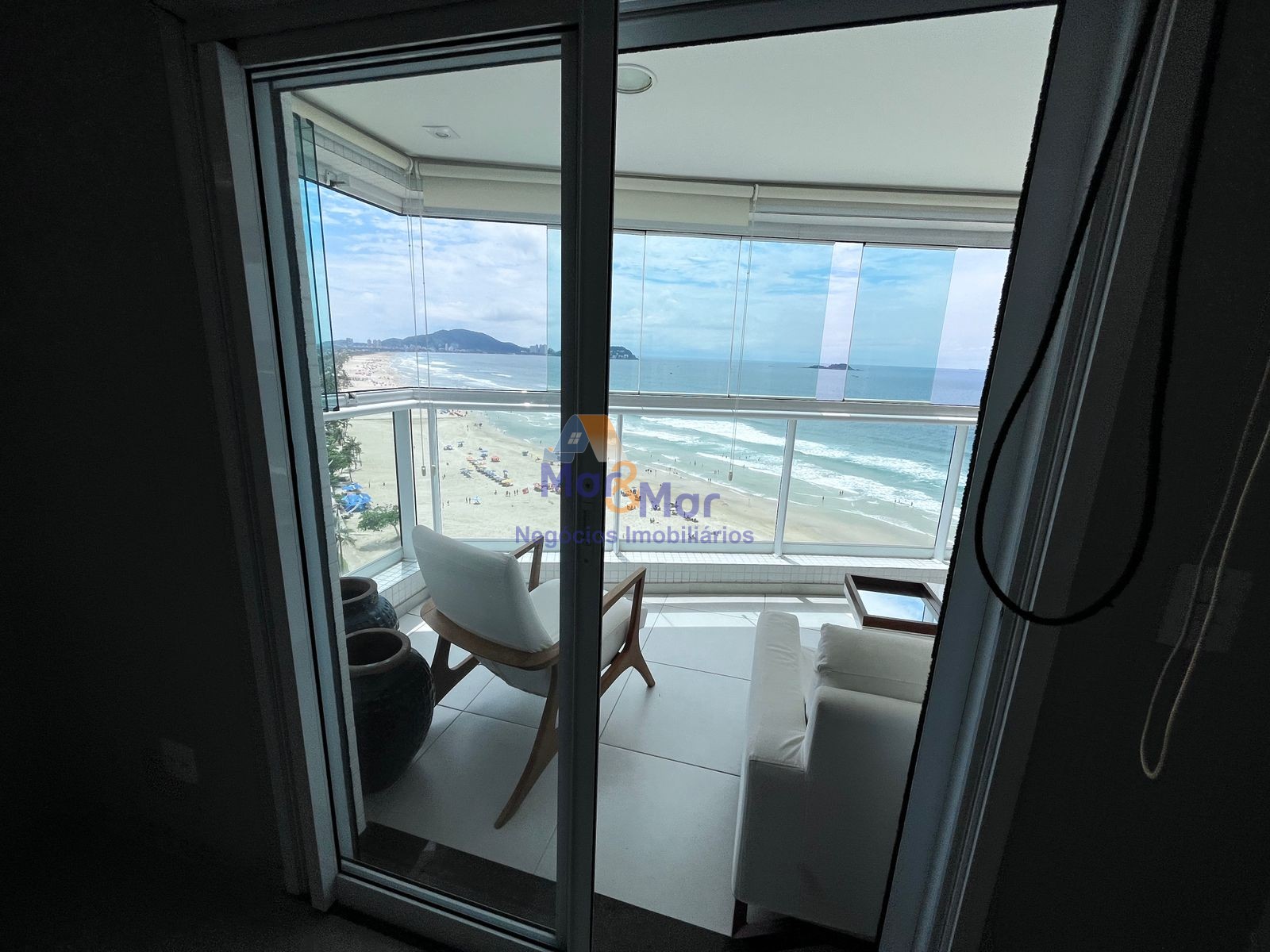 Apartamento Frente ao Mar-4-dormitorios-Enseada