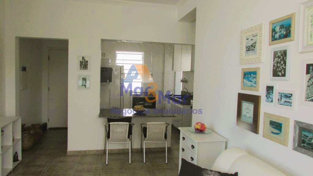 Apartamento na Praia das Pitangueiras, Guarujá - SP