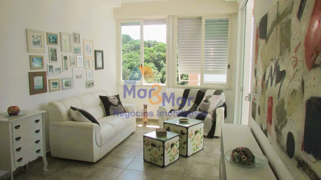 Apartamento na Praia das Pitangueiras, Guarujá - SP