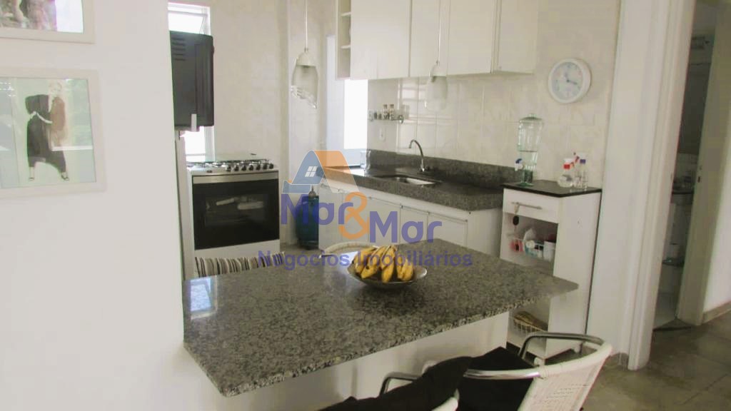 Apartamento na Praia das Pitangueiras, Guarujá - SP