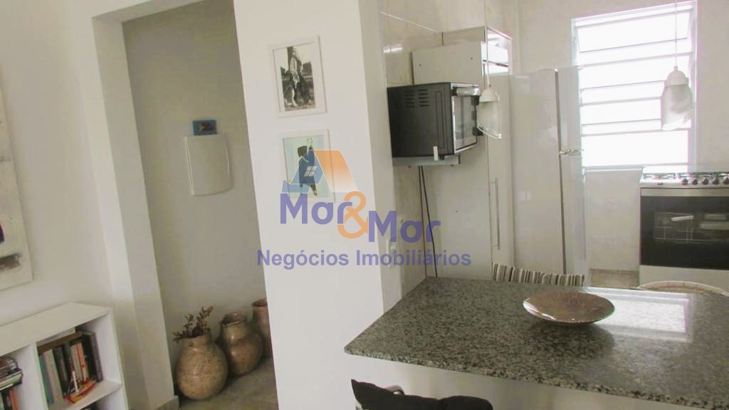 Apartamento na Praia das Pitangueiras, Guarujá - SP