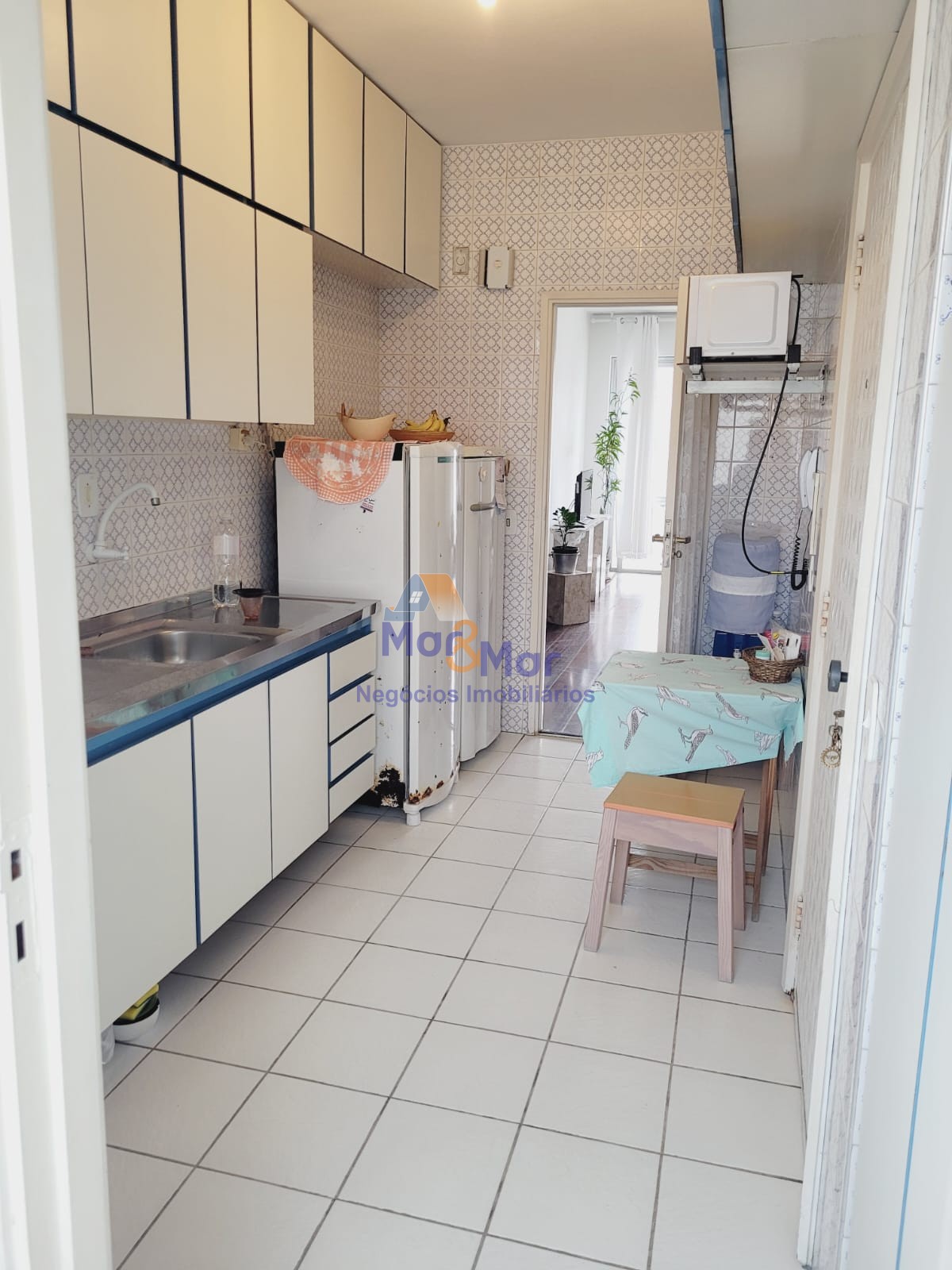Apartamento na Praia das Pitangueiras, Guarujá - SP