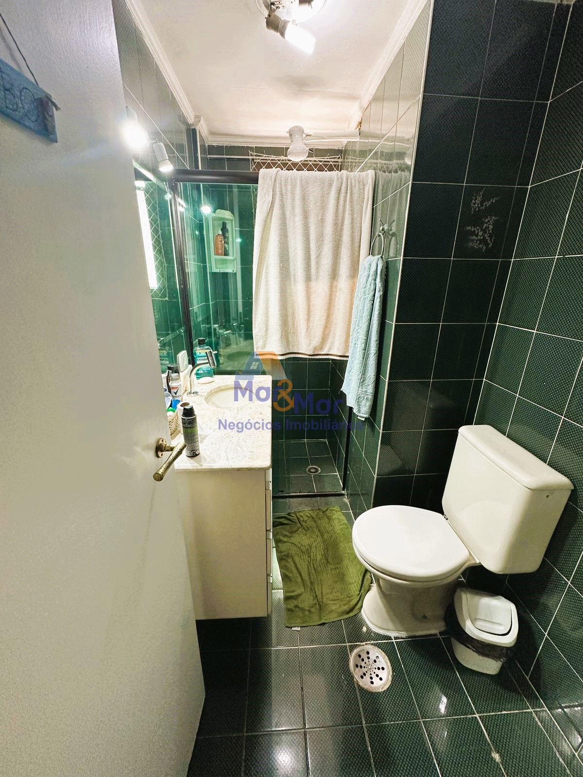 Apartamento na Praia das Astúrias, Guarujá - SP