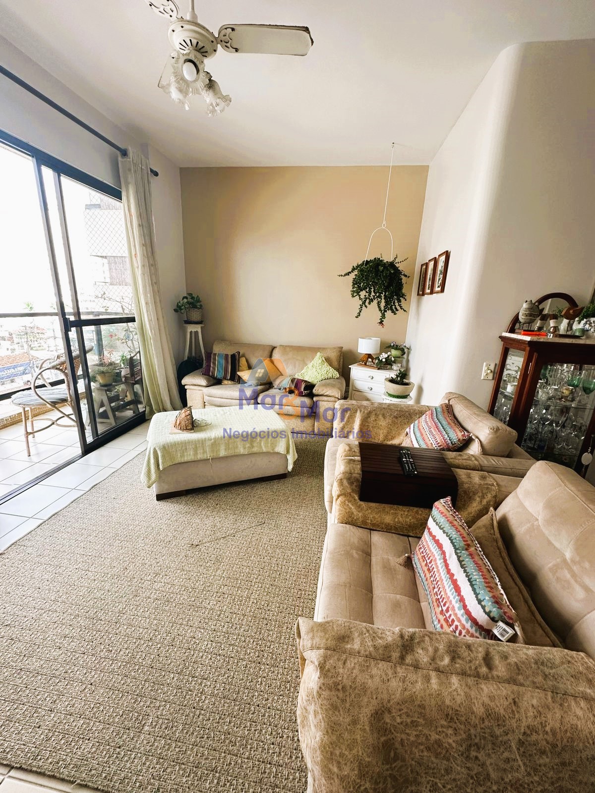 Apartamento na Praia das Astúrias, Guarujá - SP