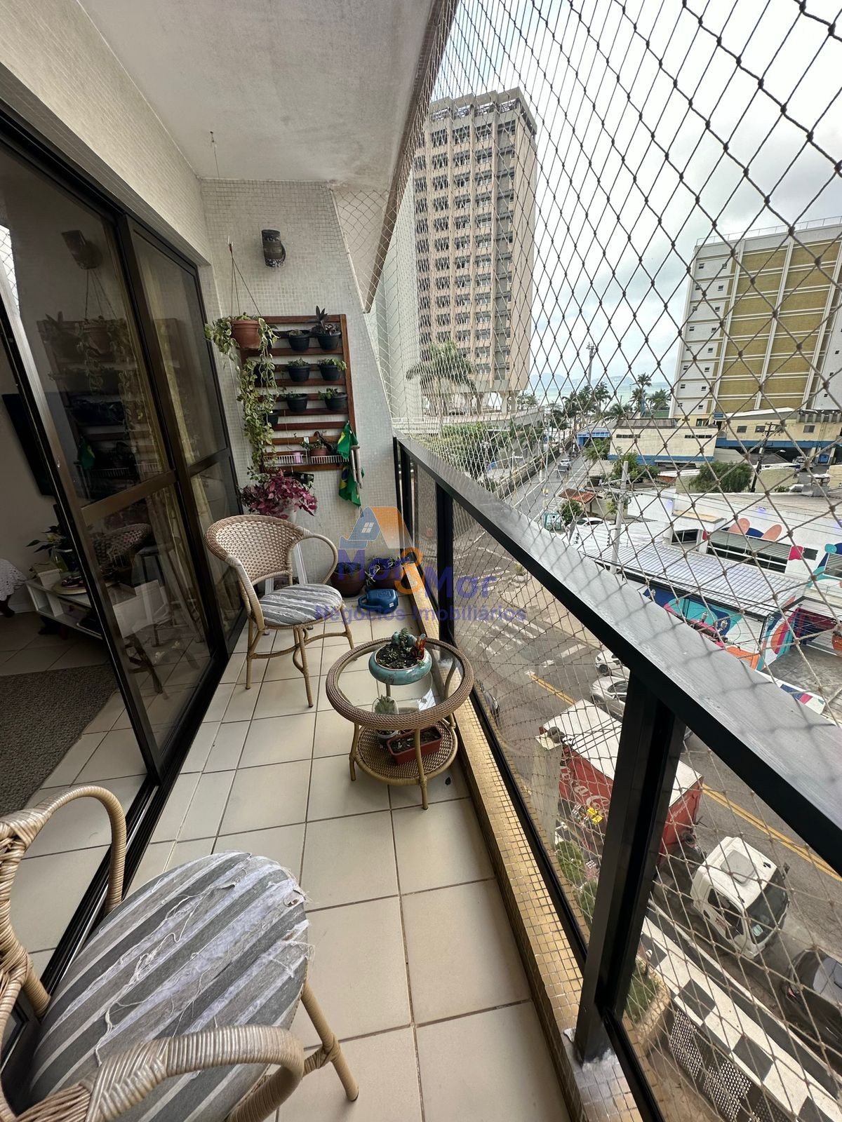 Apartamento na Praia das Astúrias, Guarujá - SP