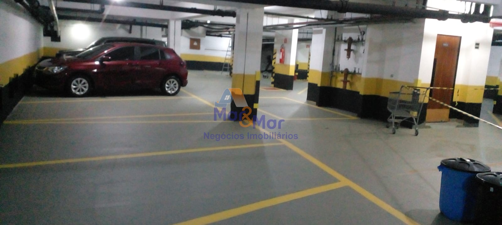 Apartamento na Praia das Astúrias, Guarujá - SP