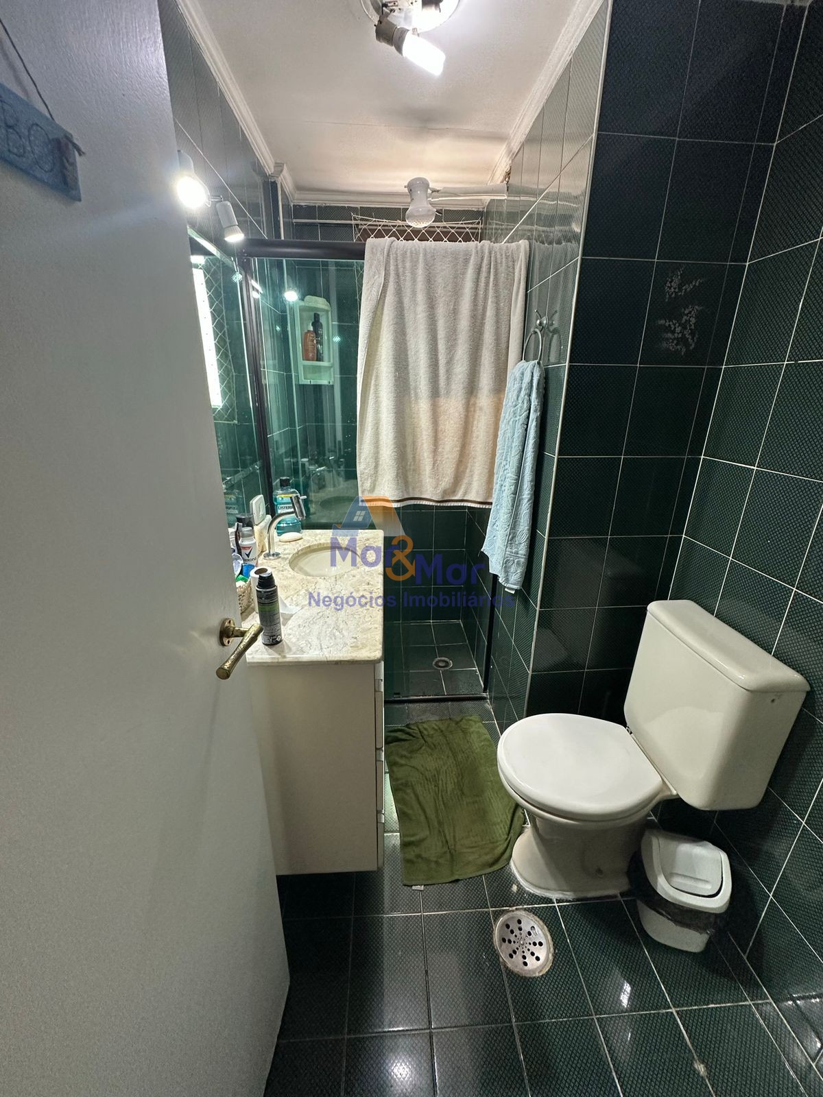 Apartamento na Praia das Astúrias, Guarujá - SP