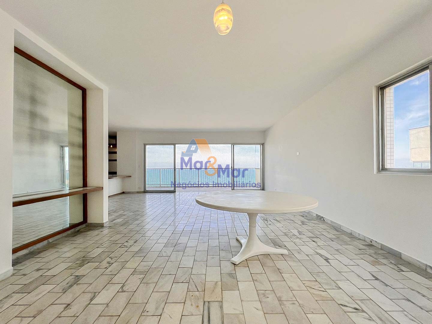 Apartamento GUARUJÁ - SP