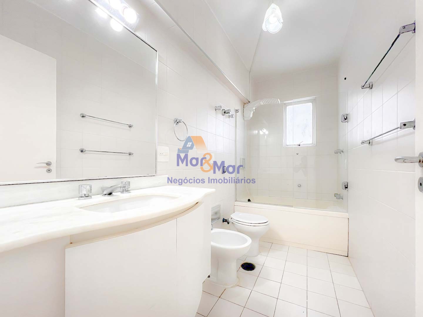 Apartamento GUARUJÁ - SP