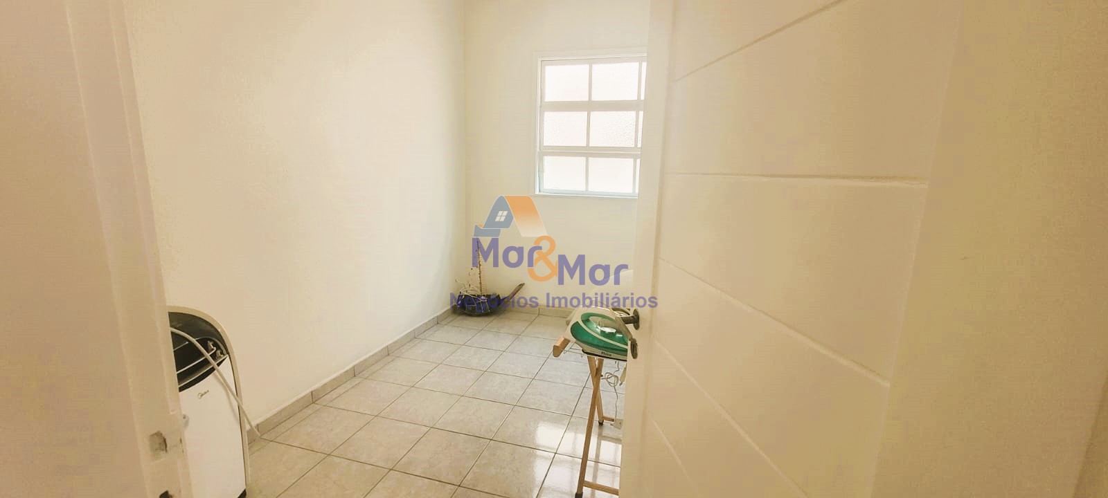 Apartamento Frente ao Mar nas Pitangueiras, Guarujá - SP