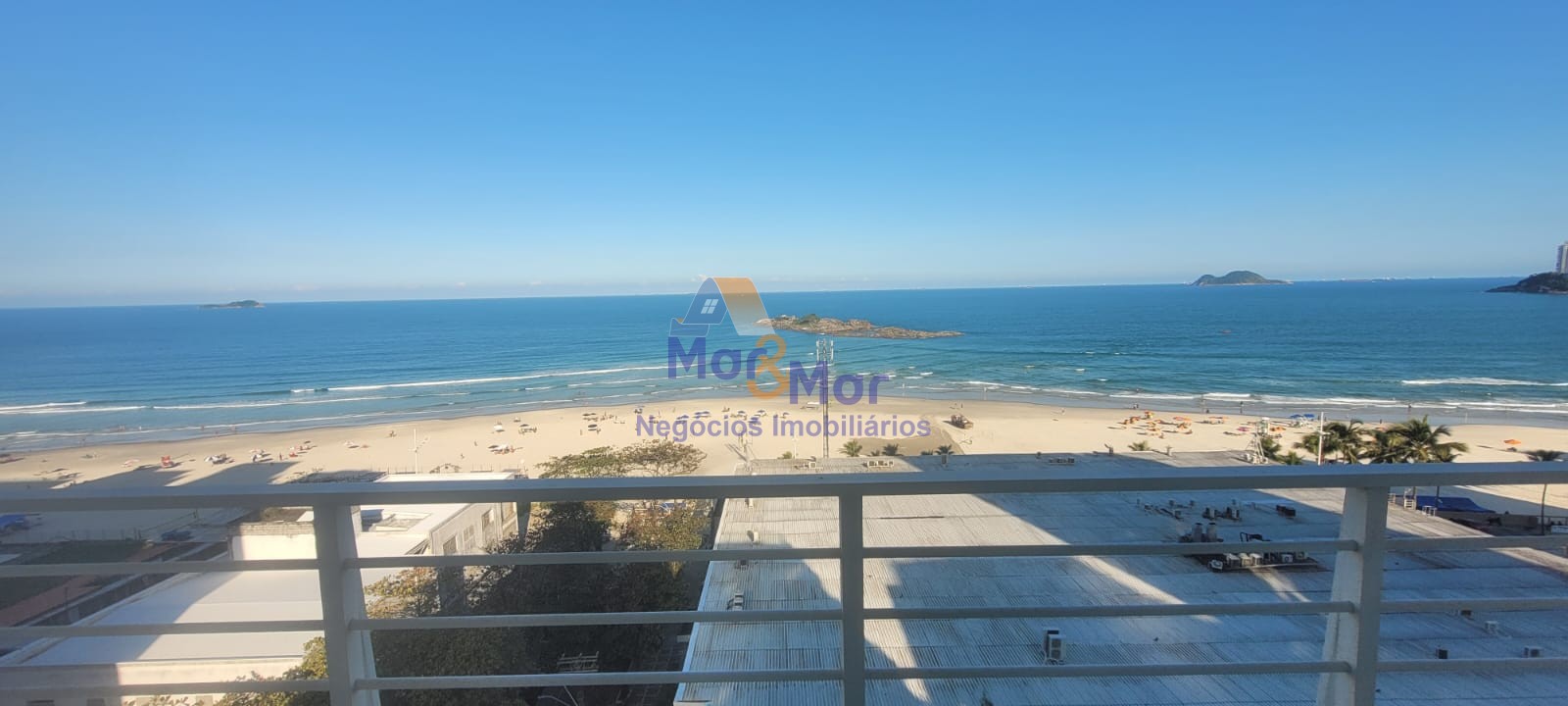 Apartamento Frente ao Mar nas Pitangueiras, Guarujá - SP