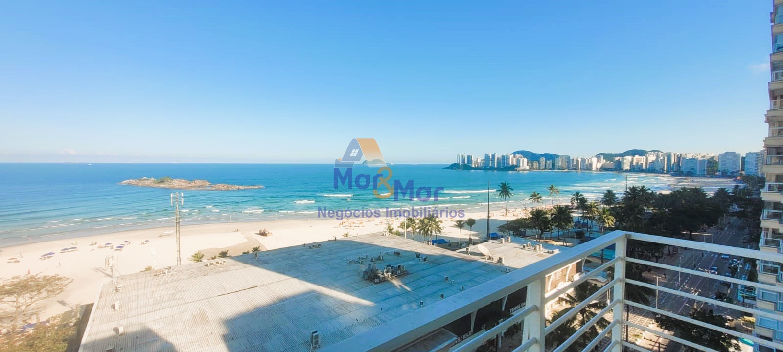 Apartamento Frente ao Mar nas Pitangueiras, Guarujá - SP