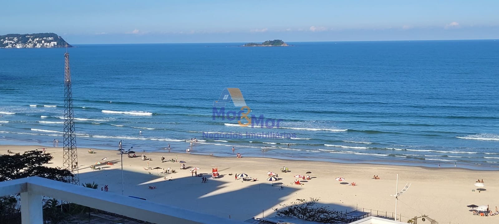 Apartamento Frente ao Mar nas Pitangueiras, Guarujá - SP