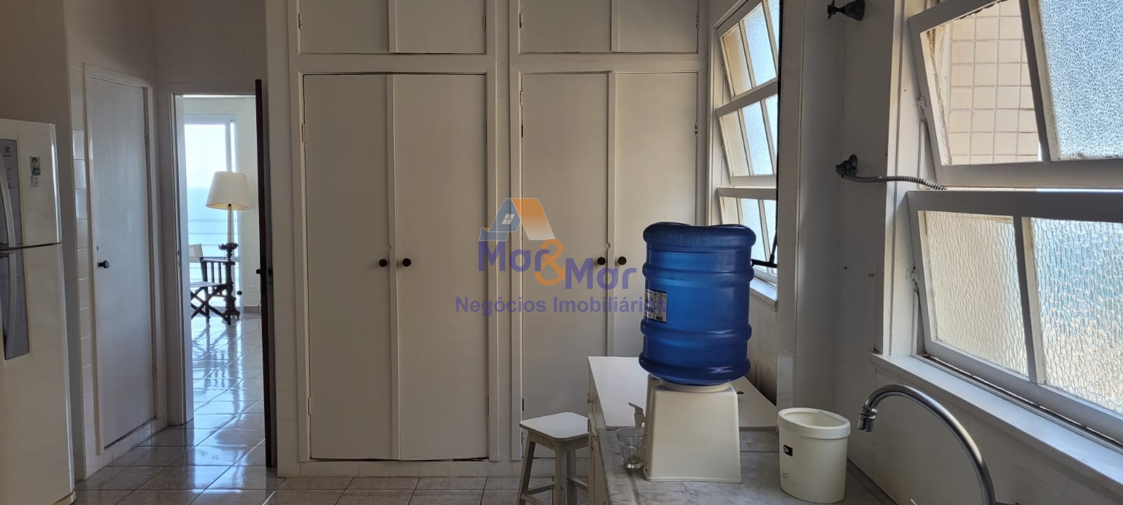 Apartamento Frente ao Mar nas Pitangueiras, Guarujá - SP