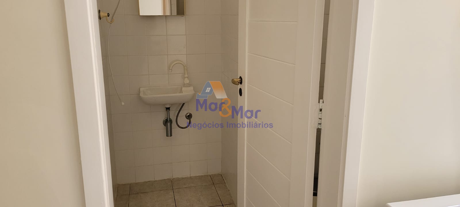 Apartamento Frente ao Mar nas Pitangueiras, Guarujá - SP