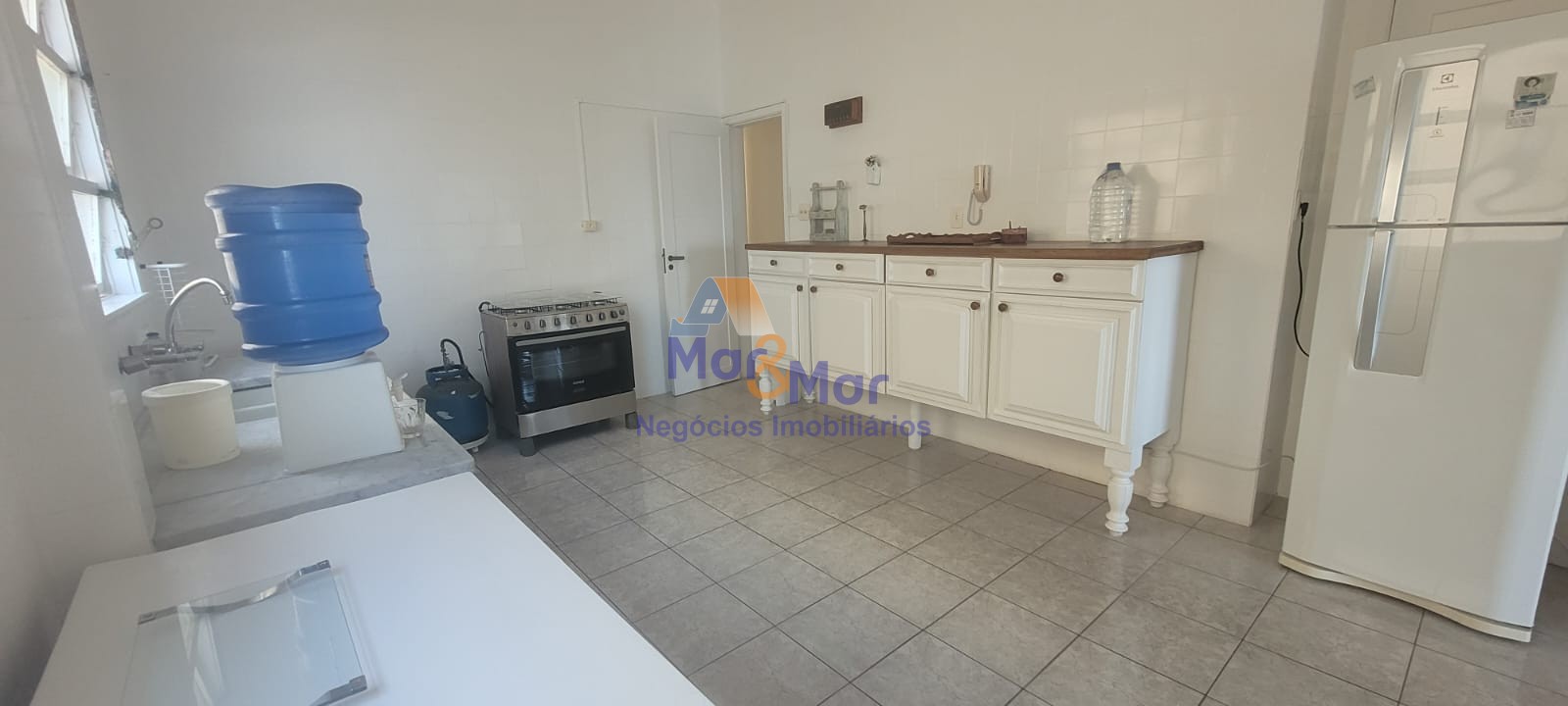 Apartamento Frente ao Mar nas Pitangueiras, Guarujá - SP