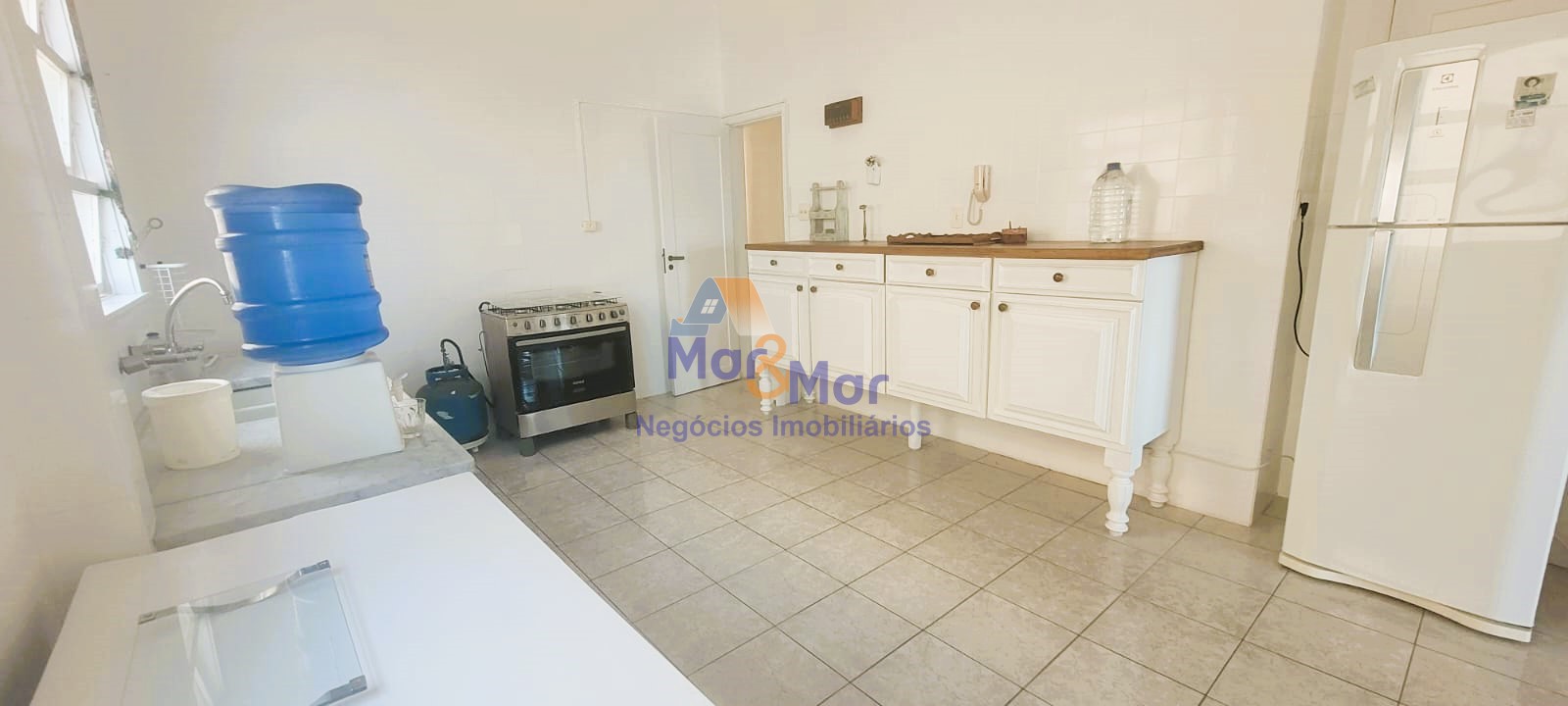 Apartamento Frente ao Mar nas Pitangueiras, Guarujá - SP