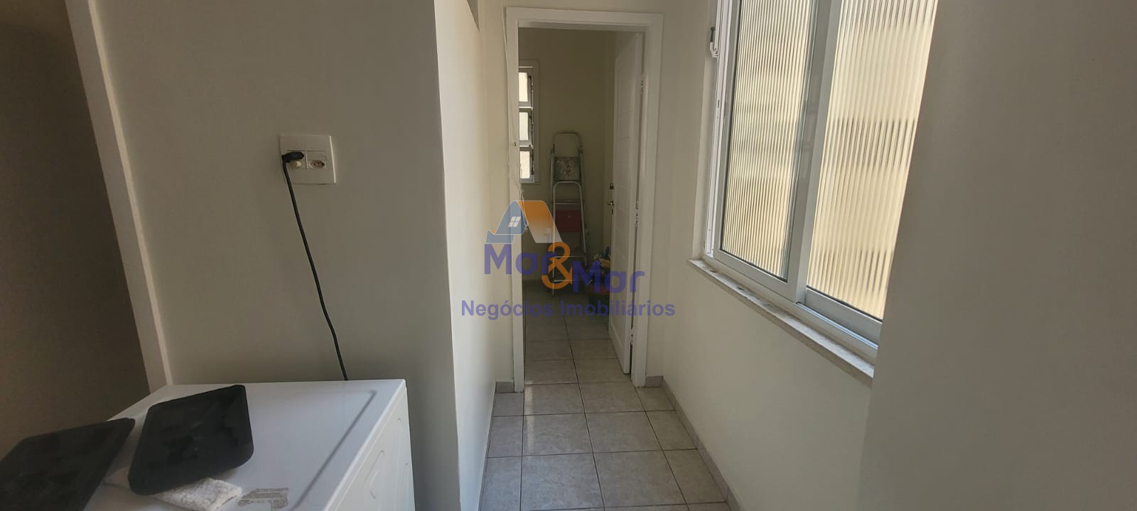 Apartamento Frente ao Mar nas Pitangueiras, Guarujá - SP