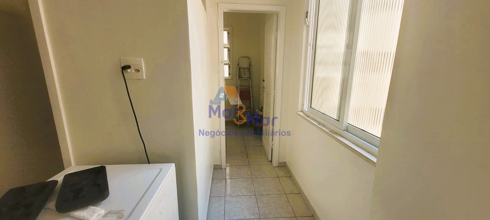 Apartamento Frente ao Mar nas Pitangueiras, Guarujá - SP