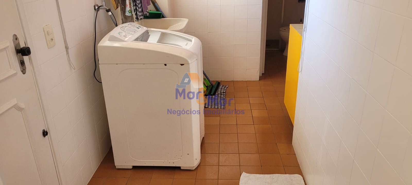 Apartamento Frente ao Mar nas Pitangueiras, Guarujá - SP