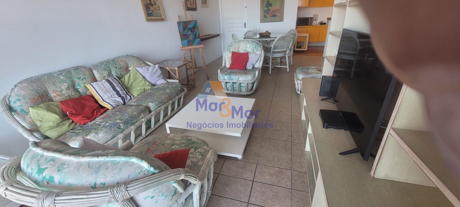 Apartamento Frente ao Mar nas Pitangueiras, Guarujá - SP