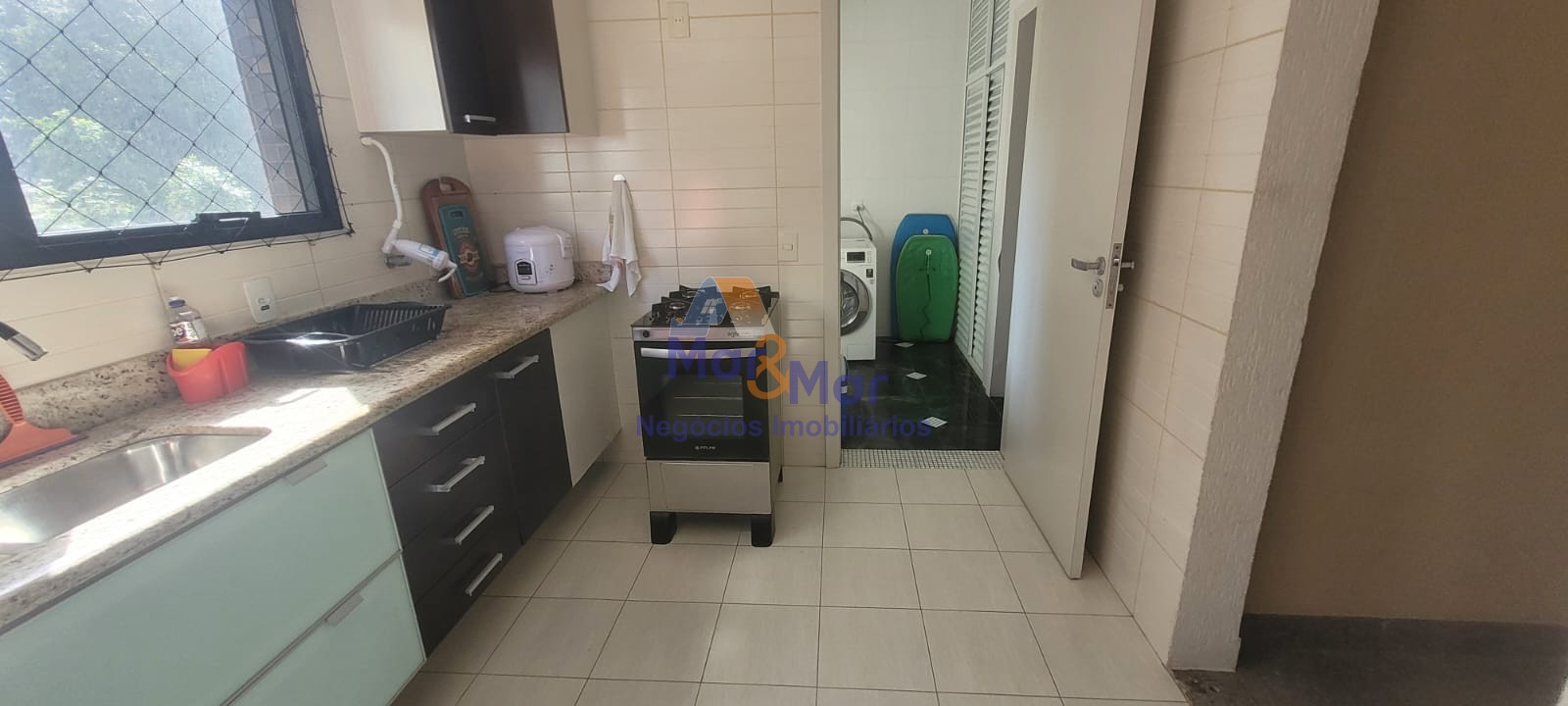 Duplex à Venda na Praia das Pitangueiras - Guarujá