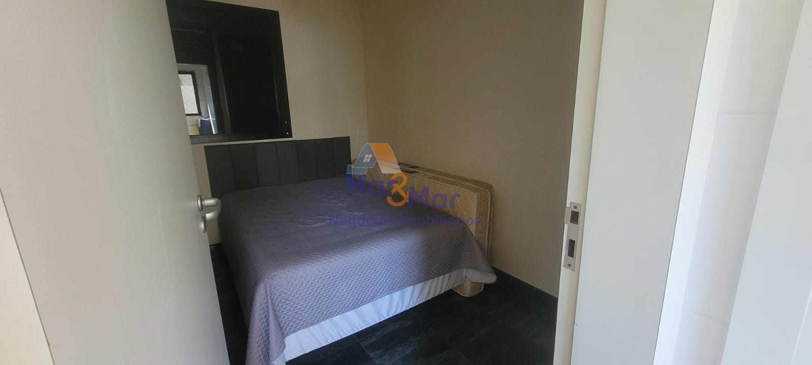 Duplex à Venda na Praia das Pitangueiras - Guarujá