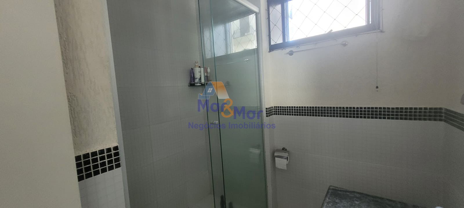 Duplex à Venda na Praia das Pitangueiras - Guarujá