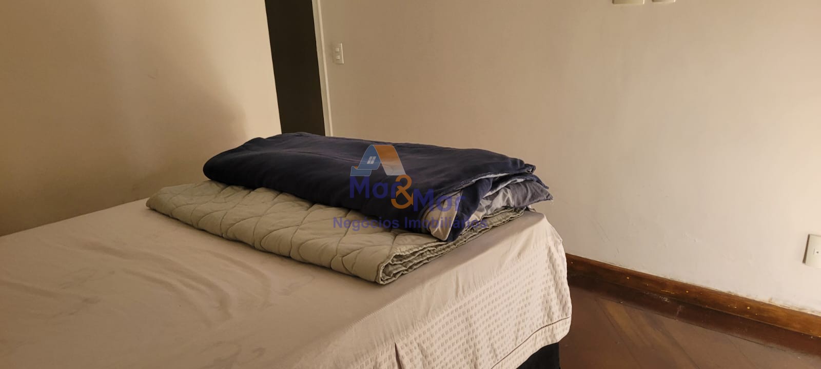 Duplex à Venda na Praia das Pitangueiras - Guarujá